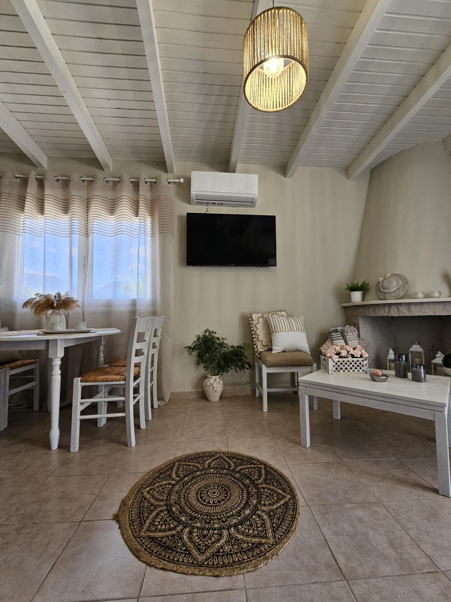 Ornament: Infinite Nature Villa Dhafnes المظهر الخارجي الصورة